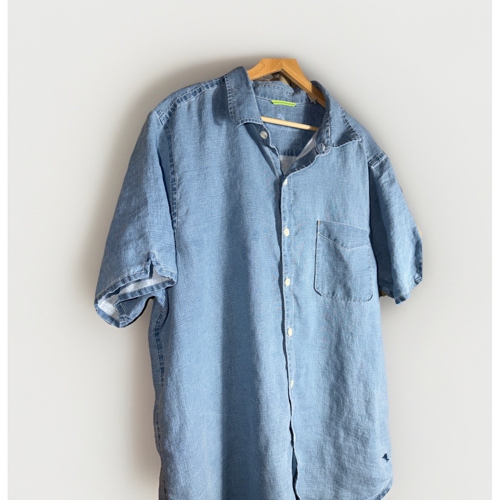 Tommy Bahama Button-Down Shirt Size XL 100% Linen Blue Chambray Short Sleeve - Picture 2 of 6
